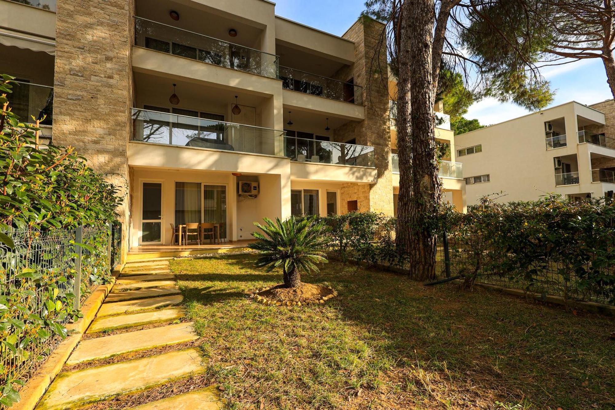 Sanpietro Vacation Rentals Plazhi San Pietro Exterior photo