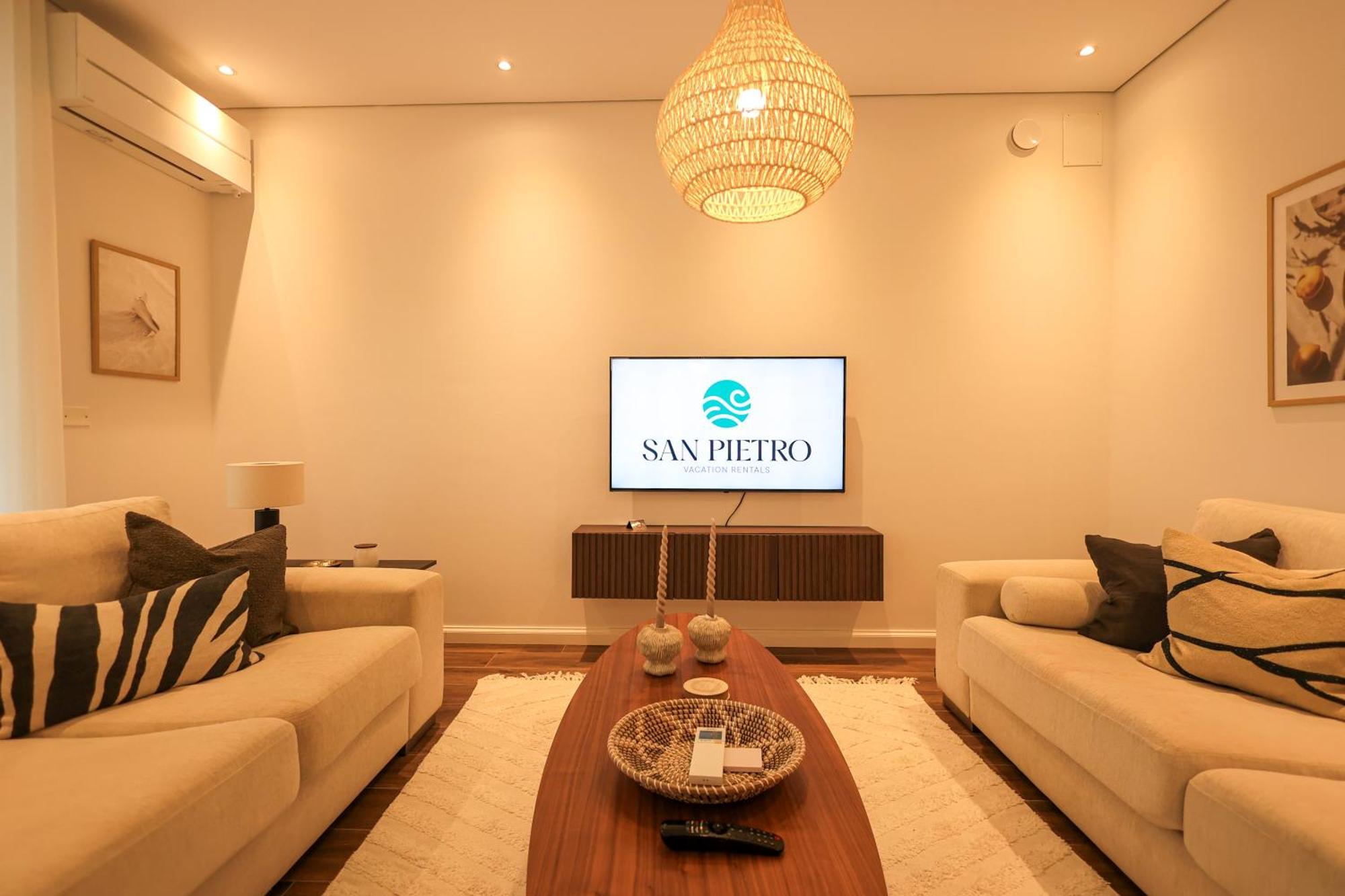 Sanpietro Vacation Rentals Plazhi San Pietro Exterior photo