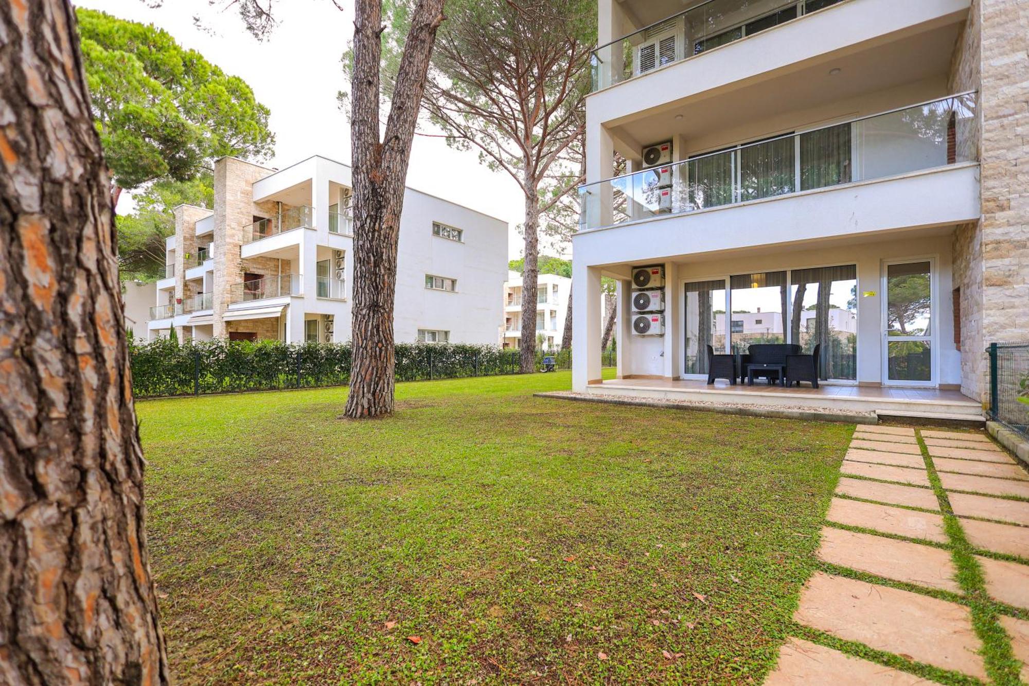 Sanpietro Vacation Rentals Plazhi San Pietro Exterior photo